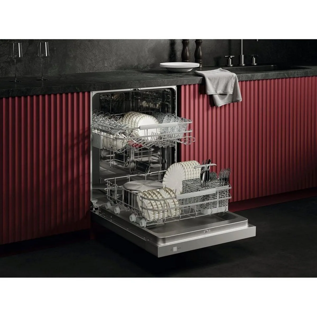 AEG 7000 GU7200A1SCM Unterbaugeschirrspüler, flexible Körbe, App-Steuerung 2