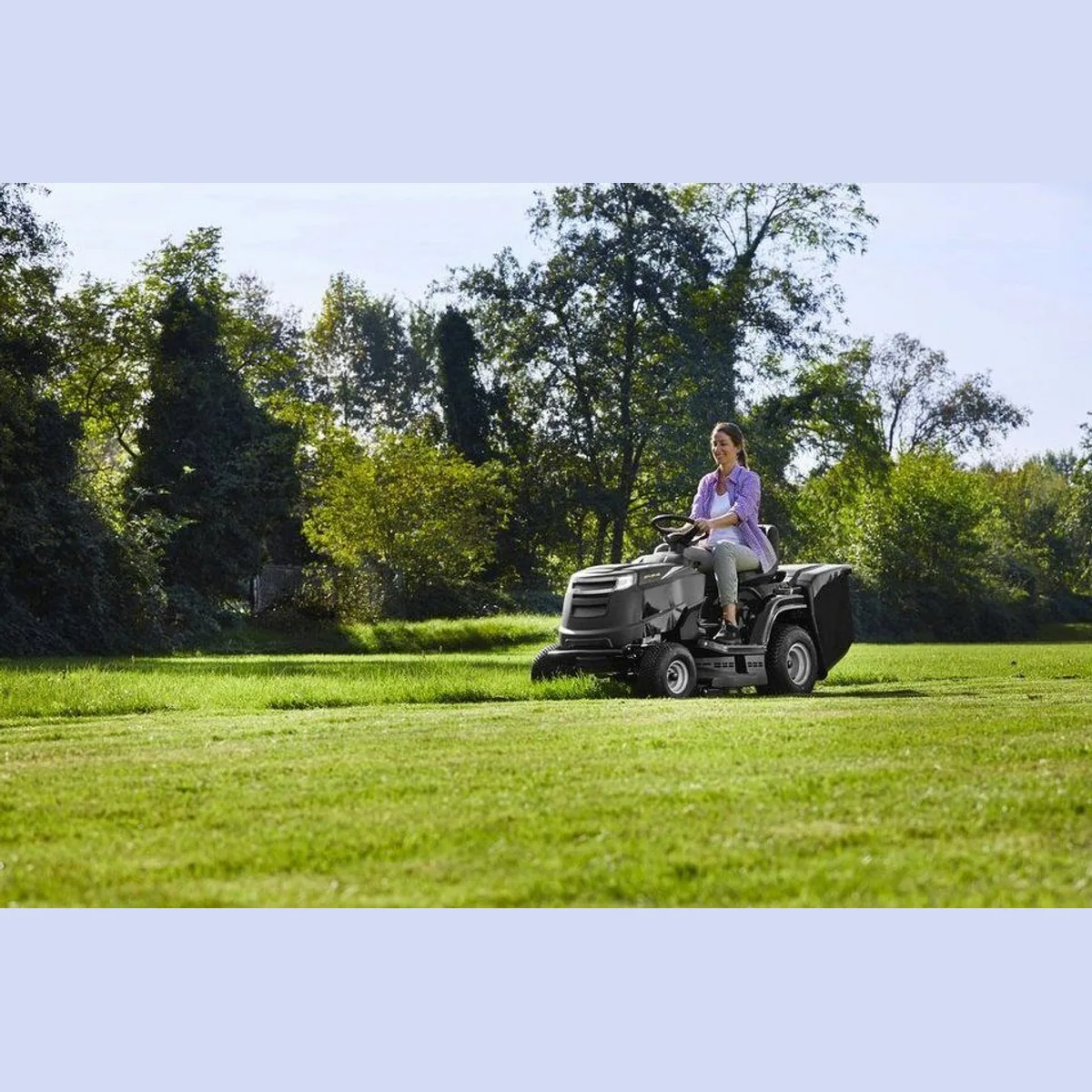 Alpina-Garden Rasentraktor AT4 84 HA, 84 cm Schnittbreite, Hydrostatgetriebe, leistungsstarker Motor 2