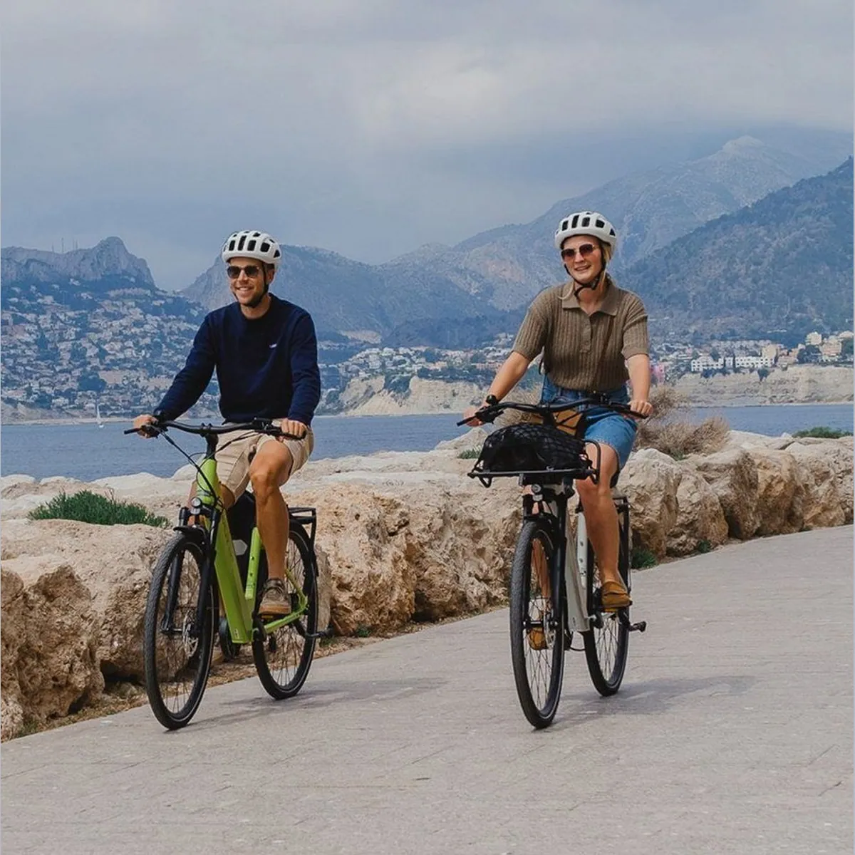 DERUIZ E-Bike Cityrad 28 Zoll, hohe Reichweite, Drehmomentsensor, 8-Gang Shimano 2