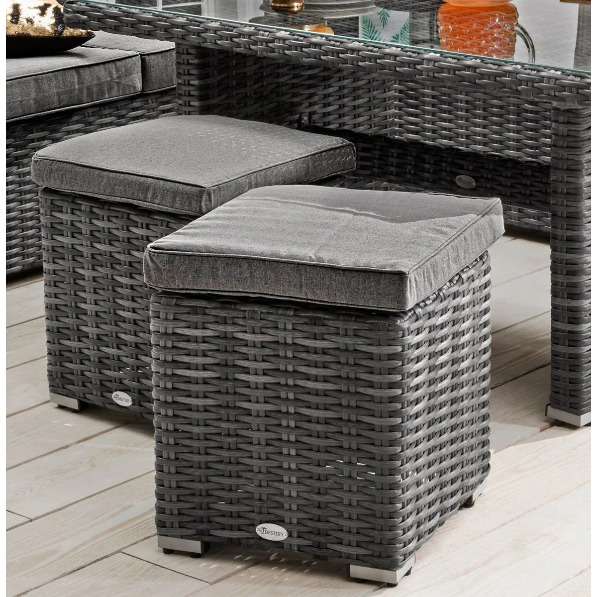 Destiny Gartenlounge-Set SANTA PONSA II, pflegeleichtes Polyrattan, gemütliche Polster, großzügiger Tisch 4