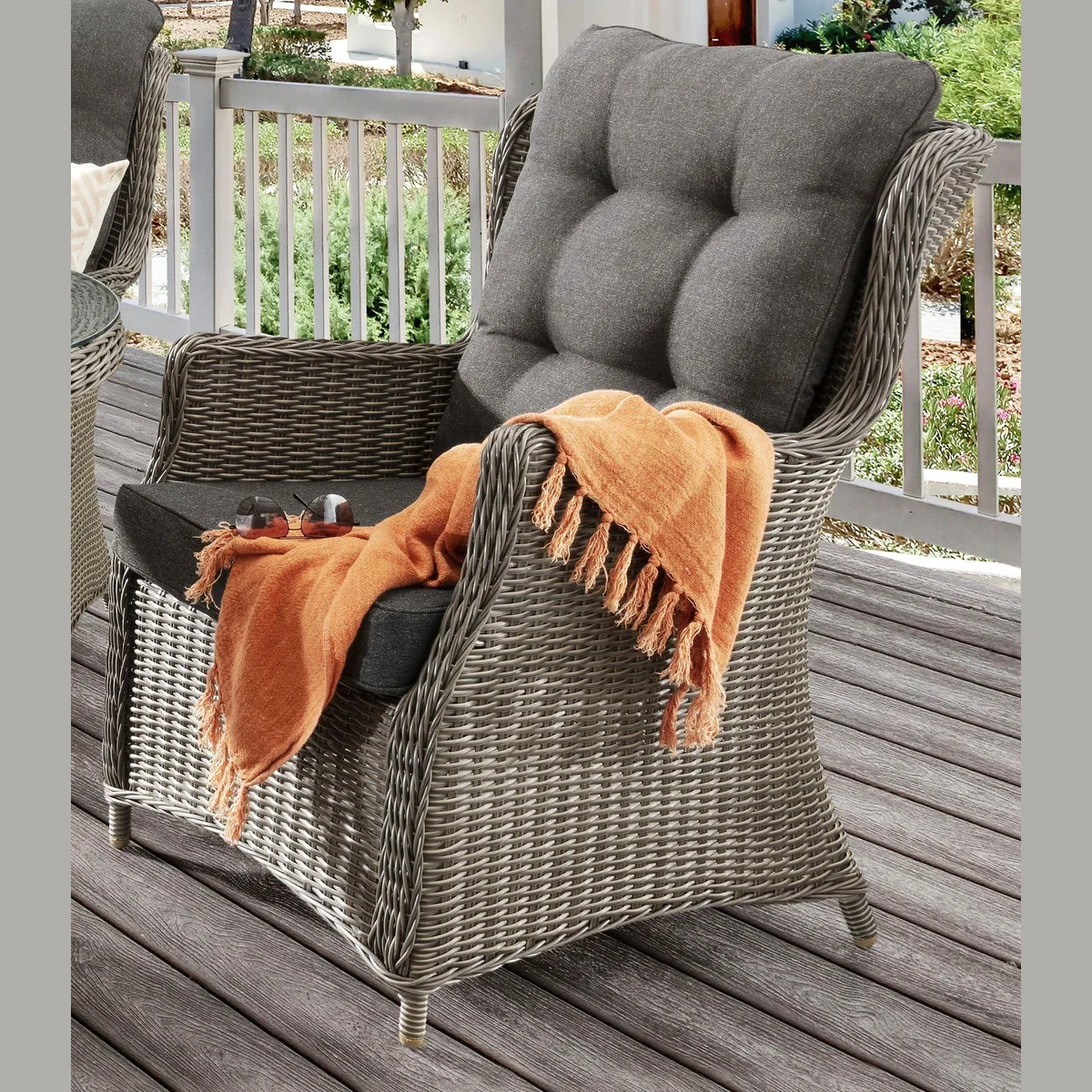 Destiny CASA LUNA Essgruppe, 4 Sessel mit Polster & Tisch Ø 120 cm 3