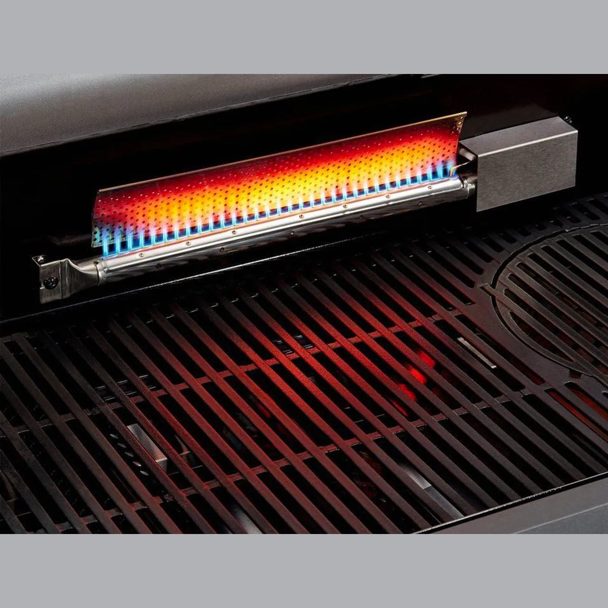 Enders Gasgrill HYDE 6 SIKR Turbo, 800 °C Turbo Zone, Infrarot-Backburner, großzügiger Unterschrank 3