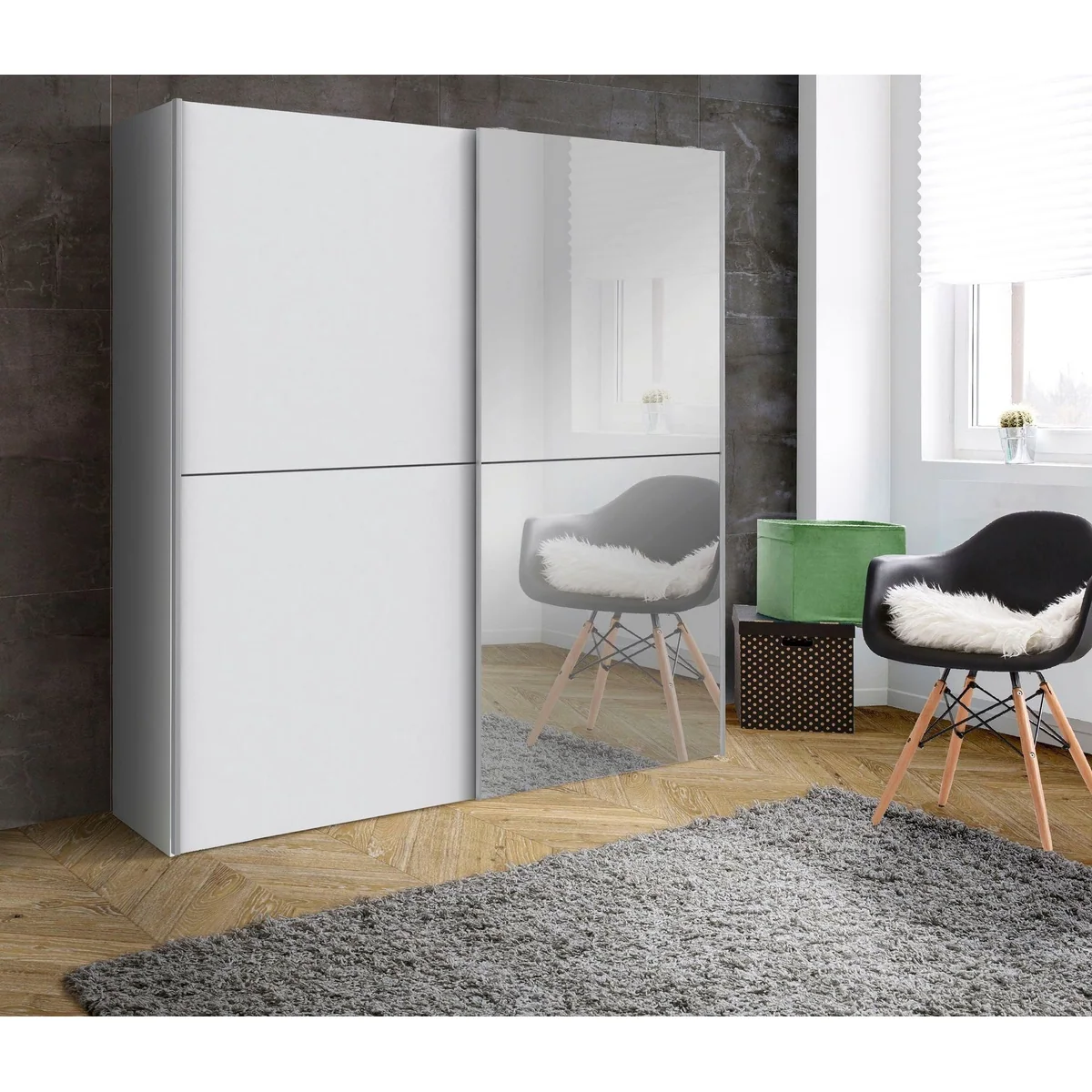 FORTE Schwebetürenschrank White Kiss, modernes Design, ideal für kleine Räume