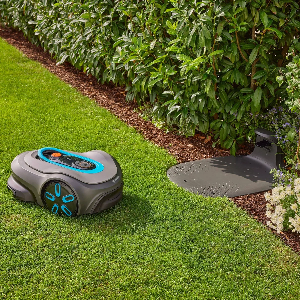 GARDENA smart SILENO pro Mähroboter, bis 600 m² Rasenfläche, inklusive 150 m Begrenzungskabel 4