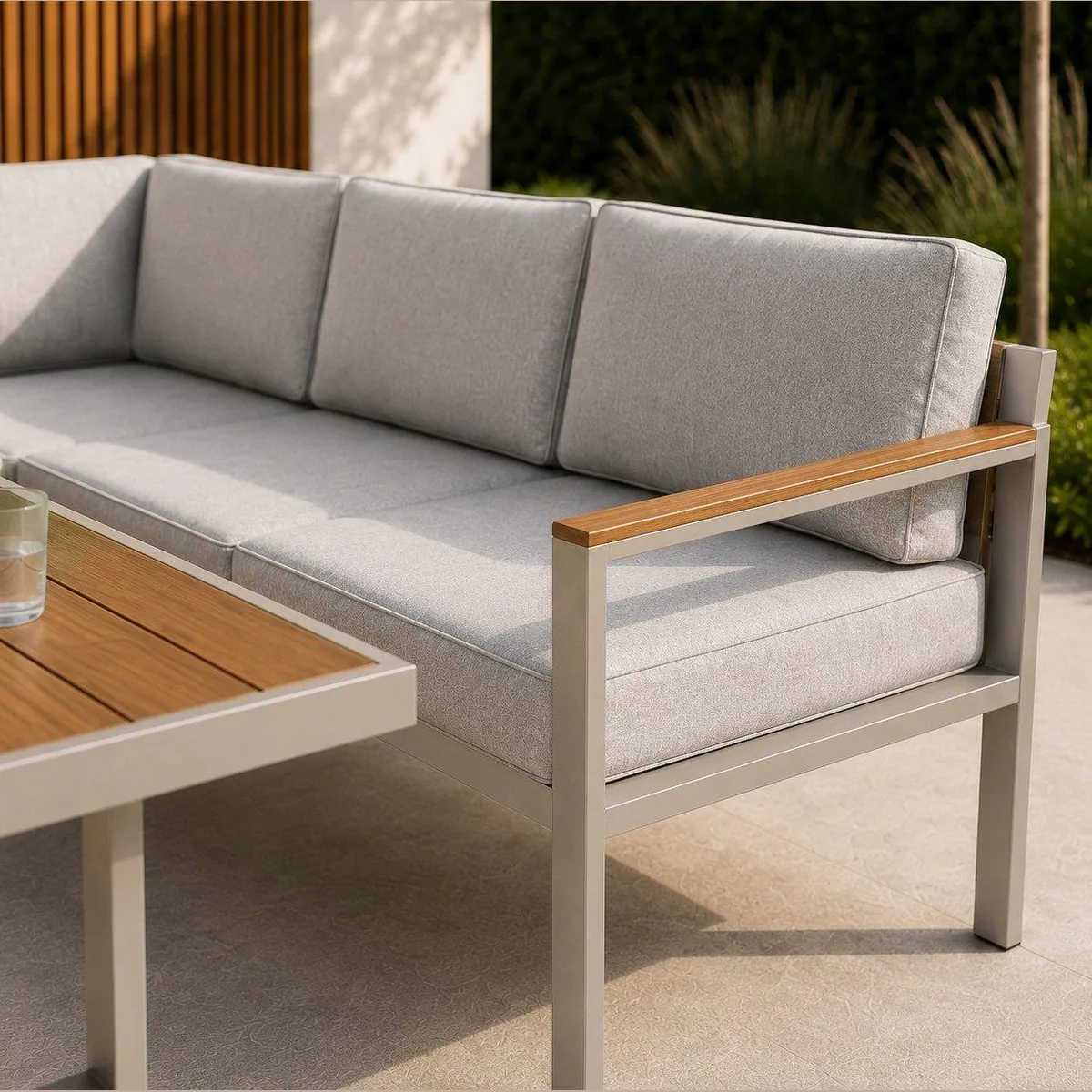 Greemotion Gartenlounge-Set Miami, hochwertiger Stahl, komfortable Kissen, pflegeleicht 4