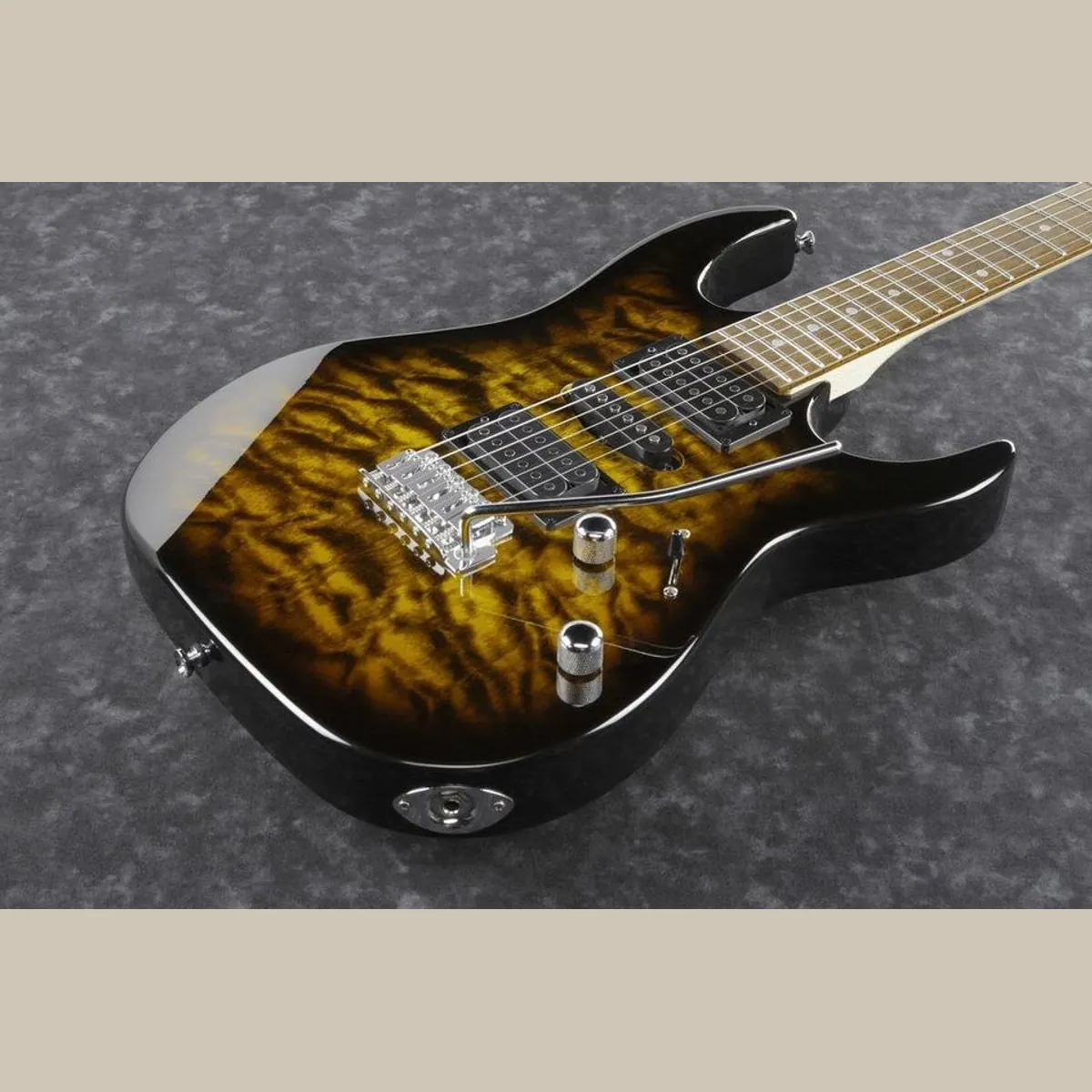 Ibanez GRX70QA-SB E-Gitarre, vielseitige Pickups, elegantes Design 3