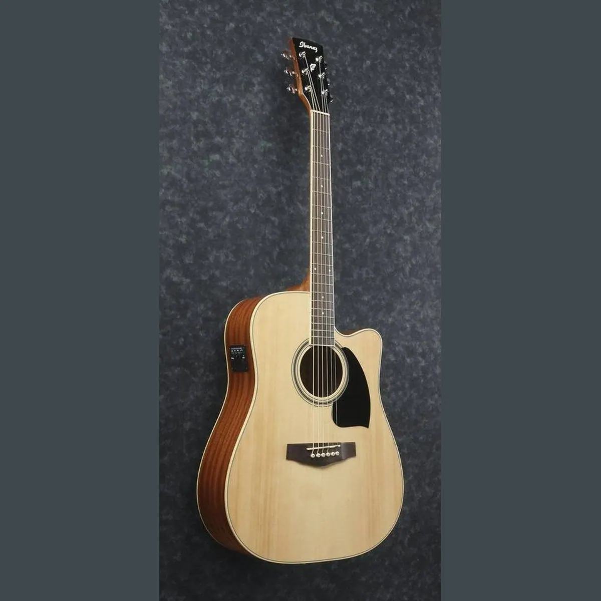 Ibanez PF15ECE-NT Westerngitarre, vielseitig, integrierter Tuner, Cutaway Design 3
