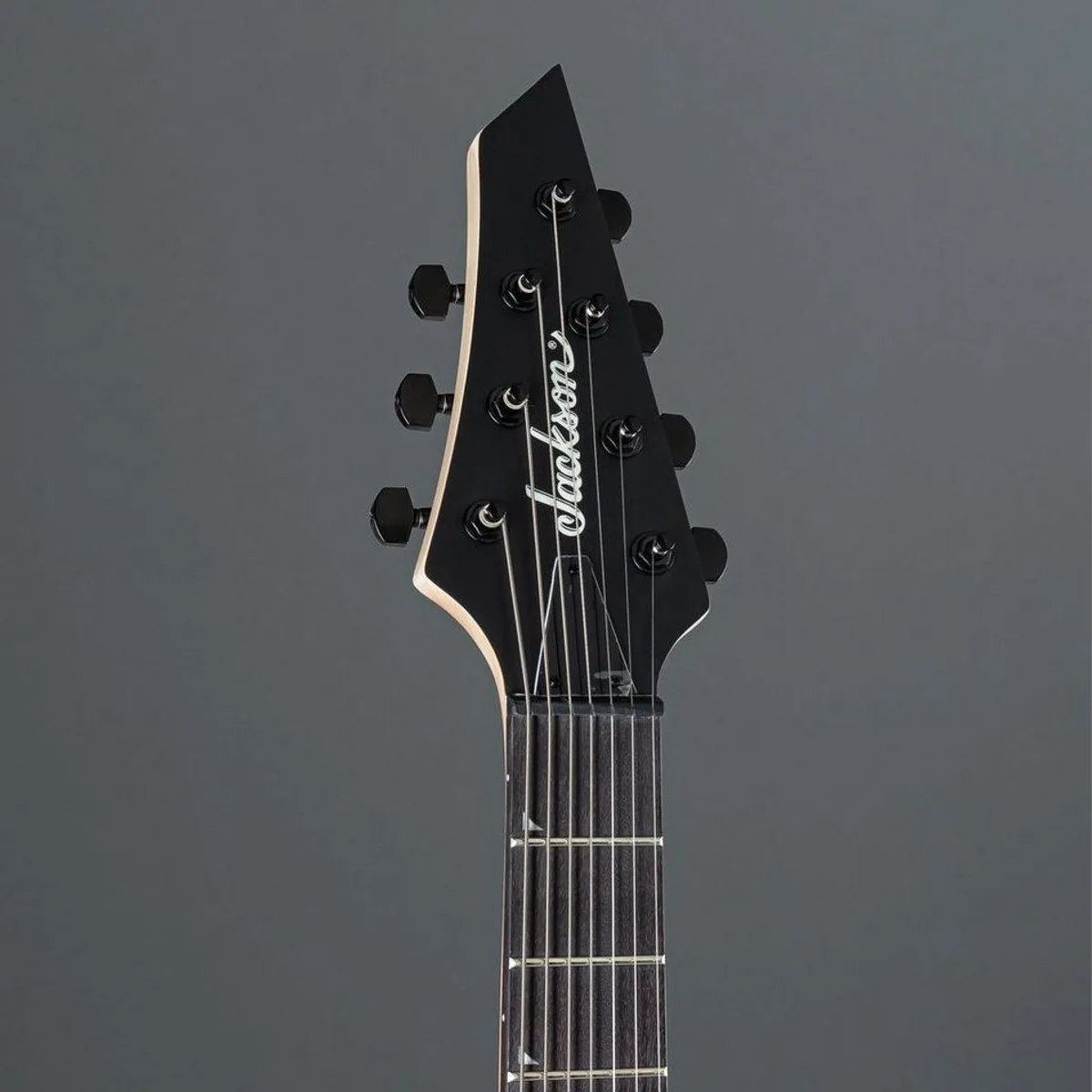 Jackson JS22-7 Dinky DKA HT E-Gitarre, 7-Saiter, Mahagoni-Korpus, Hochleistungs-Humbucker 4