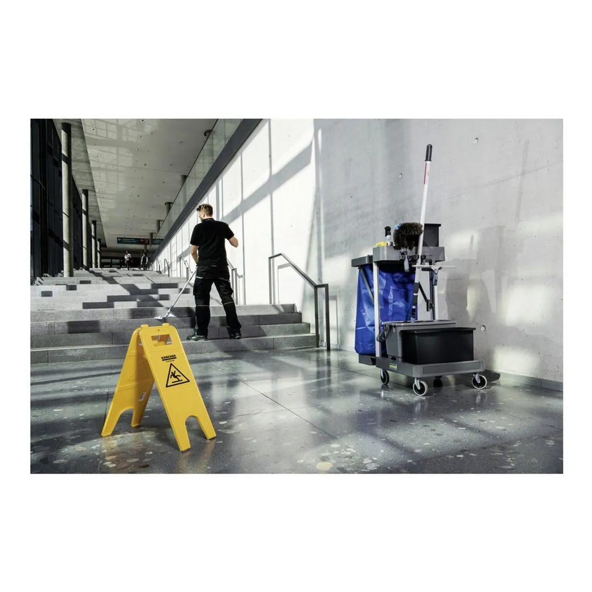 KÄRCHER FM Swift 50/M Reinigungswagen, kompakt, flexibel, vielseitig 2