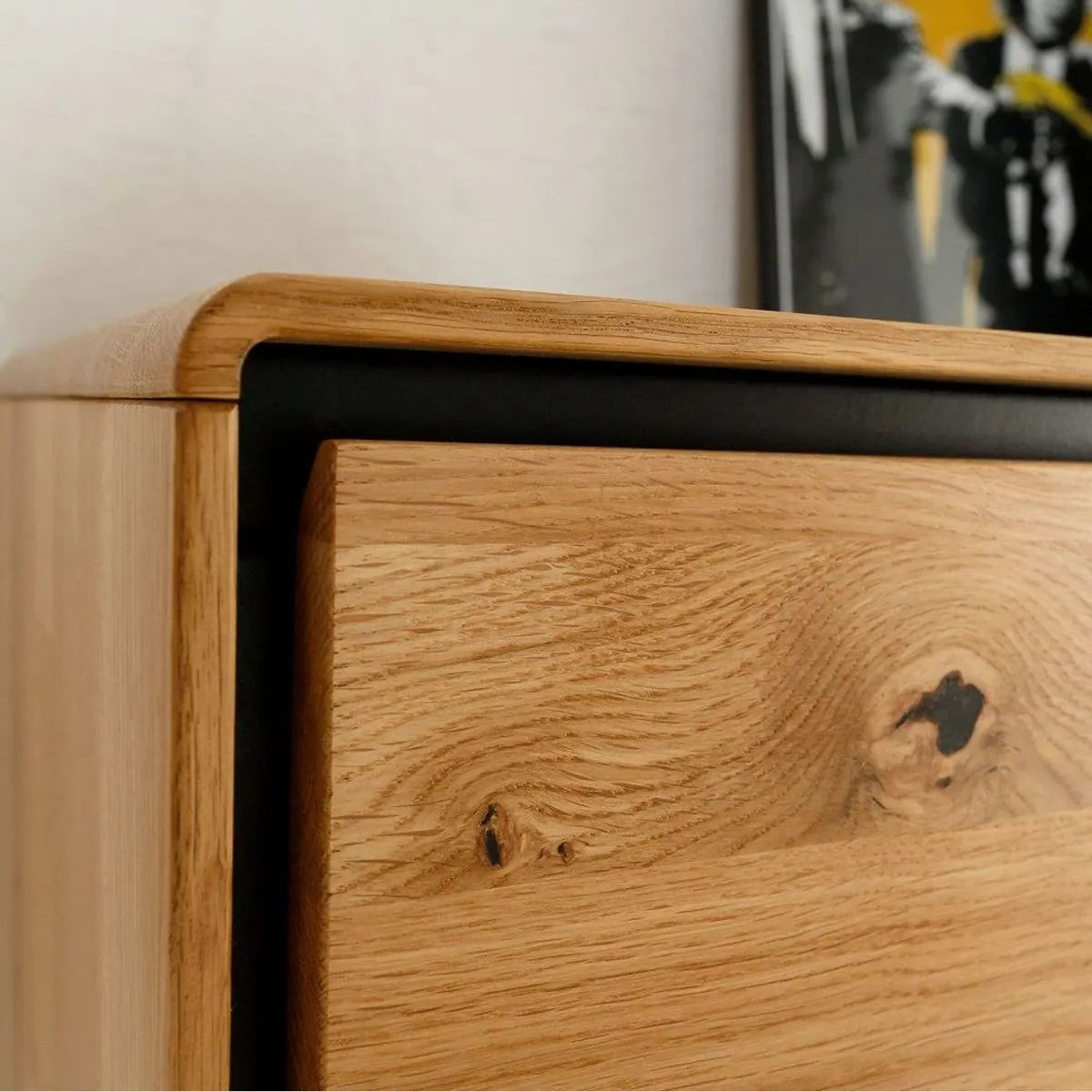 Lomadox WOODBRIDGE-69 Vitrine, Eiche massiv geölt, 100 cm breit, Softclose-Türen 4