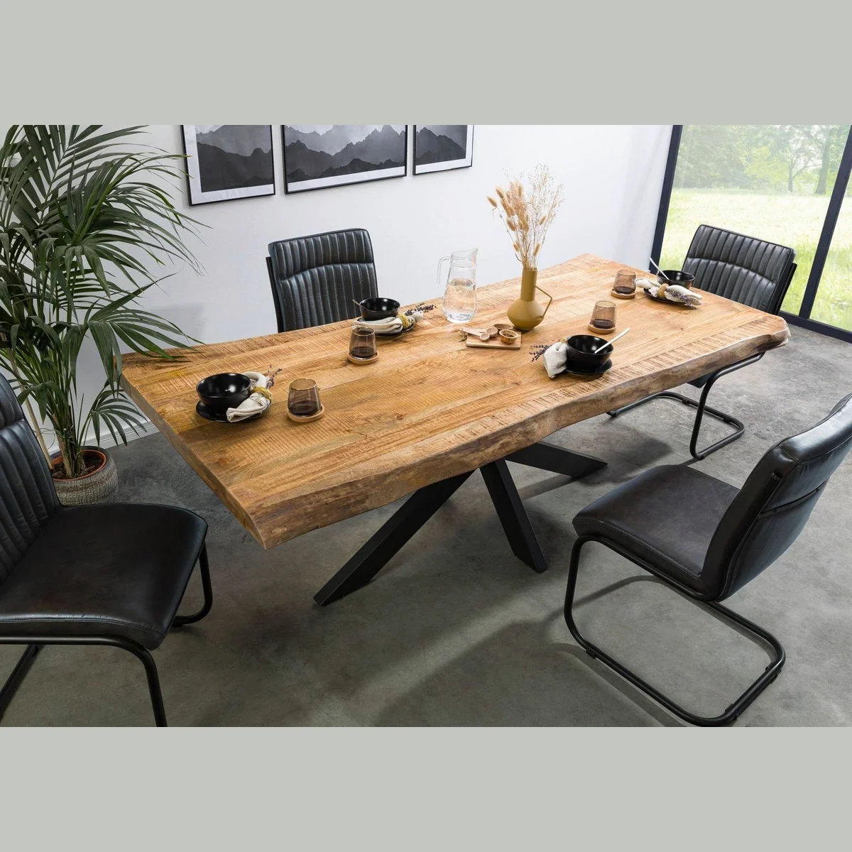Massivmoebel24 Baumkantentisch FREEFORM, Echte Baumkante, Industrial Style, Hochwertiges Mangoholz 3