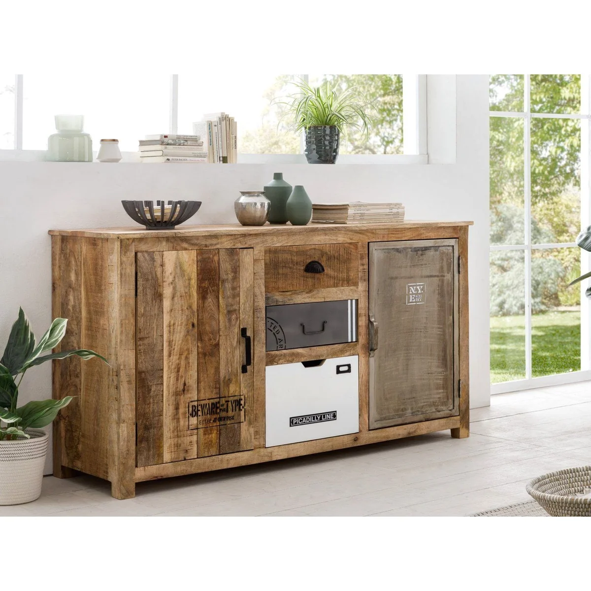massivum Sideboard Pune, Massivholz, Metallmix, 2 Türen, 2 Schubladen 2