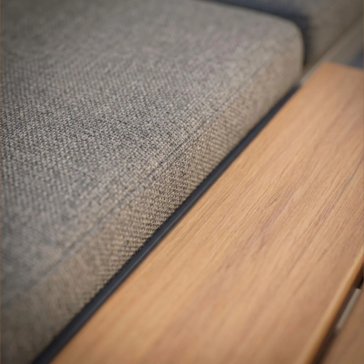 Mucola Gartenlounge-Set Aluminium, Ecksofa mit Liegefunktion, inkl. Kissen & Beistelltisch 5