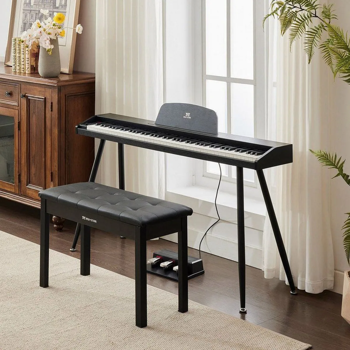 MUSTAR Digitalpiano, 88 anschlagdynamische Tasten, inkl. Klavierhocker & Pedale — ideal für Einsteiger