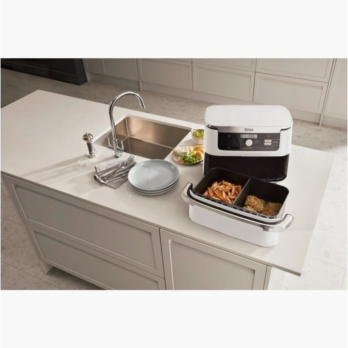 NINJA Heißluftfritteuse AF500EUWH, 2470 W, 10,4 L Frittierfach, 7 Funktionen 3