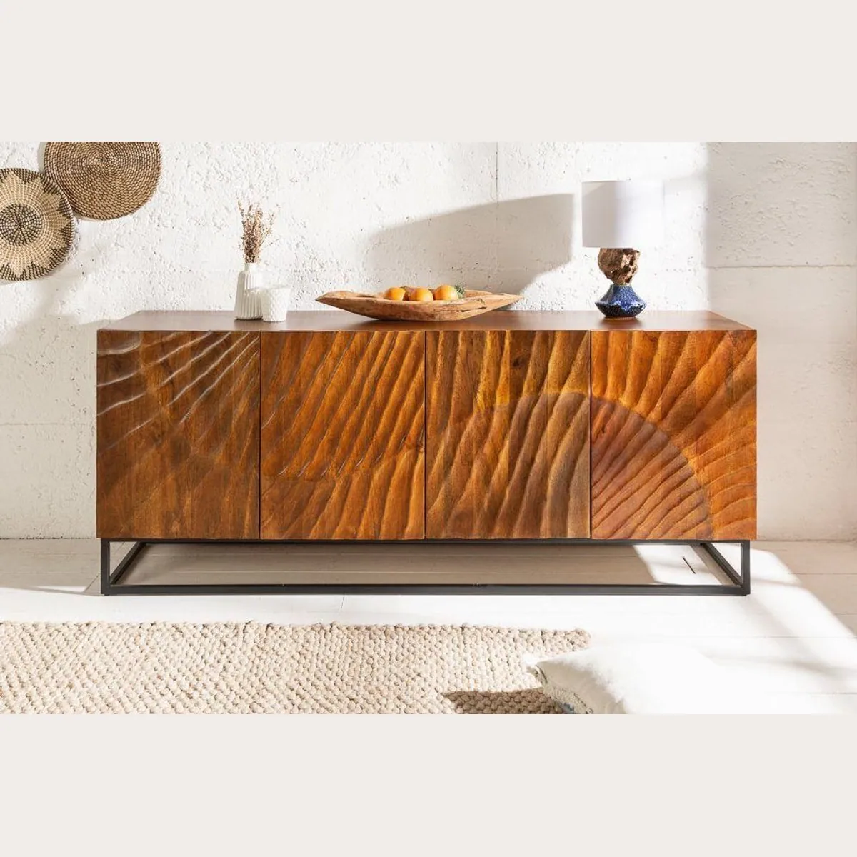 riess-ambiente Sideboard SCORPION, 3D-Schnitzereien, massives Mangoholz, großzügiger Stauraum 2