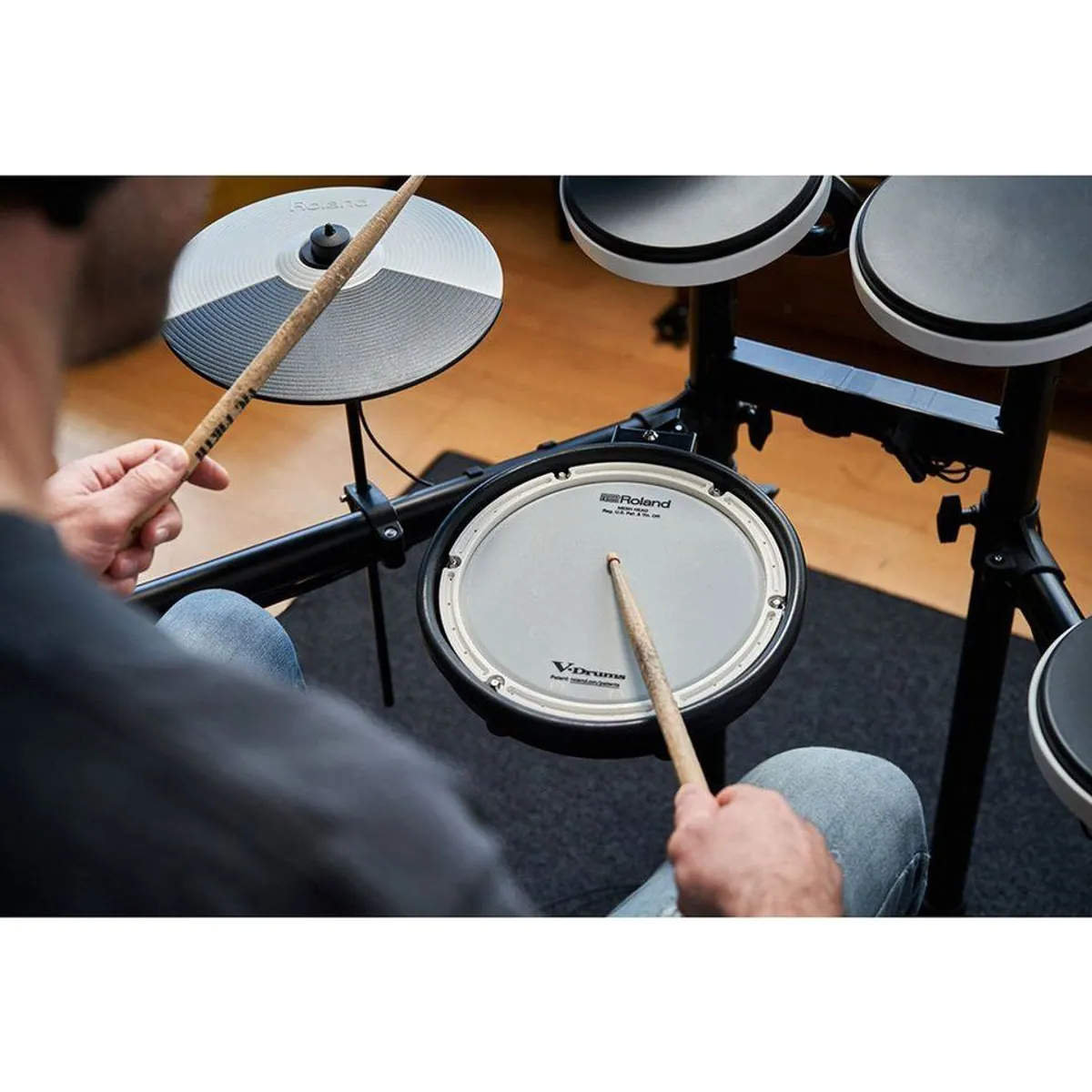 Roland TD-02KV E-Drum Set, 16 Kits, robustes Design, integrierte Coach-Funktionen 5