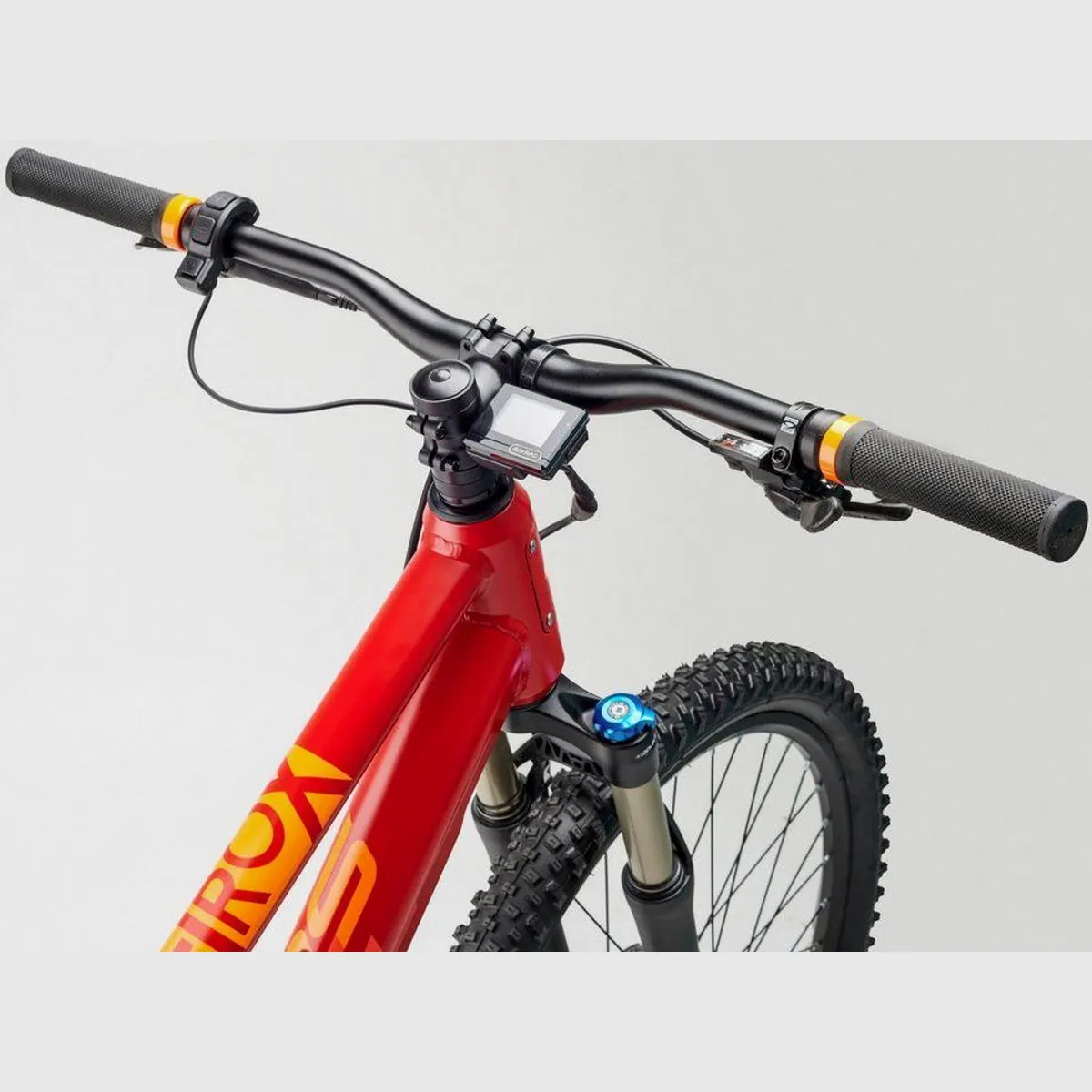 S’COOL e-troX race 24-9S, 9-Gang Shimano, Heckmotor, 252 Wh Leistung 2