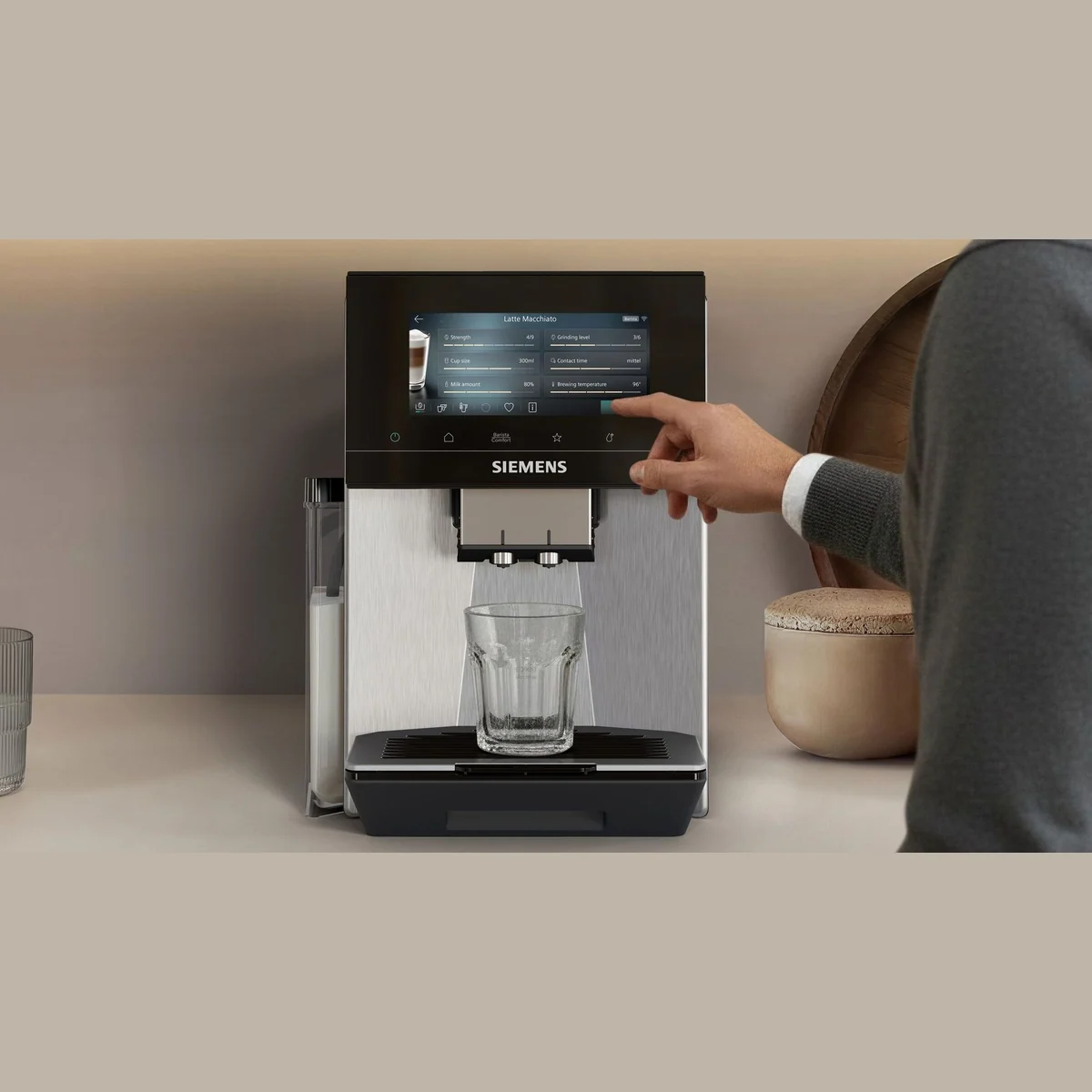 SIEMENS EQ900 TQ927E03 Kaffeevollautomat, individuelle Aromaeinstellungen, 2 Bohnenbehälter, 41 Getränke 4