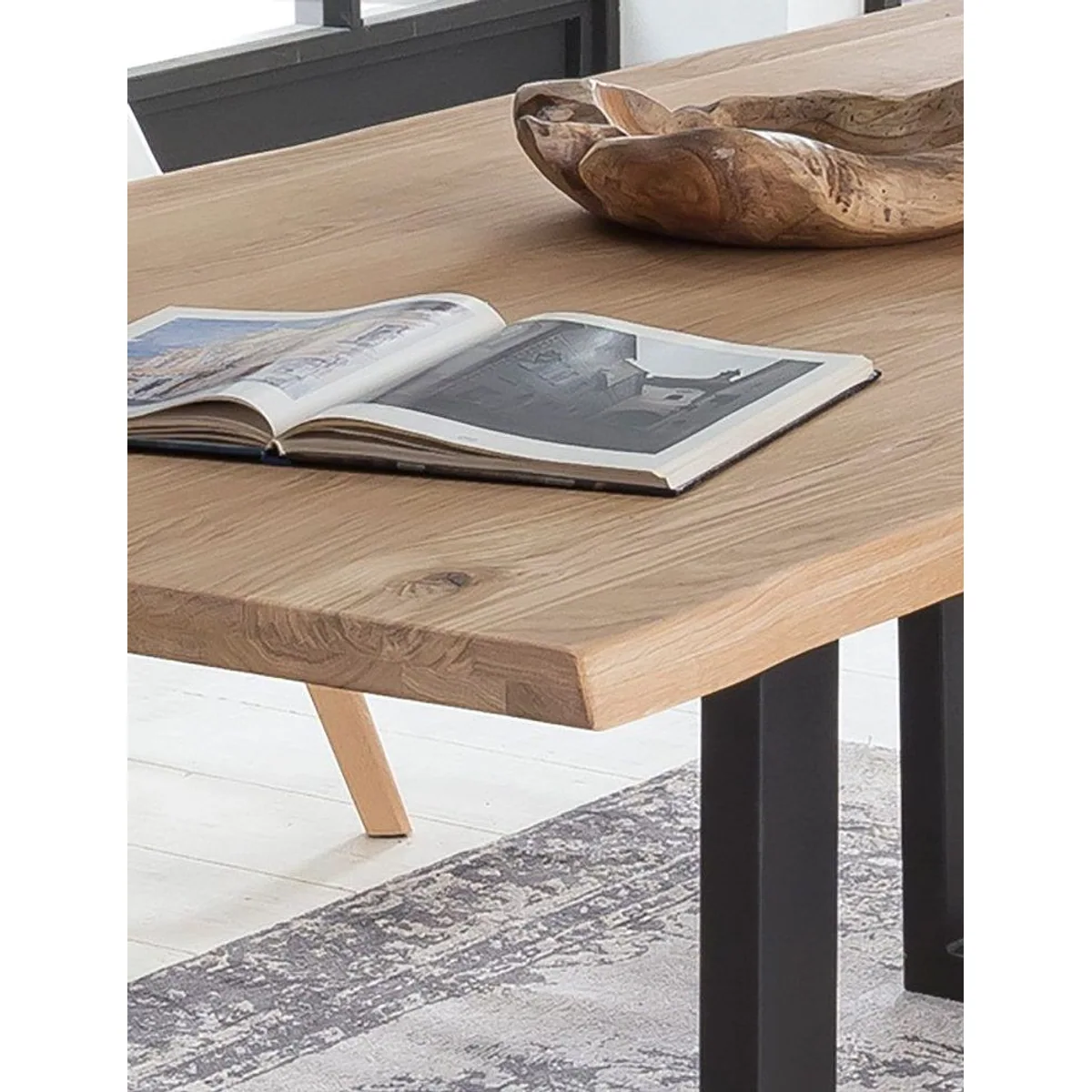 SIT Esstisch Riad Wildeiche, moderne Baumkante & U-Form Gestell 3
