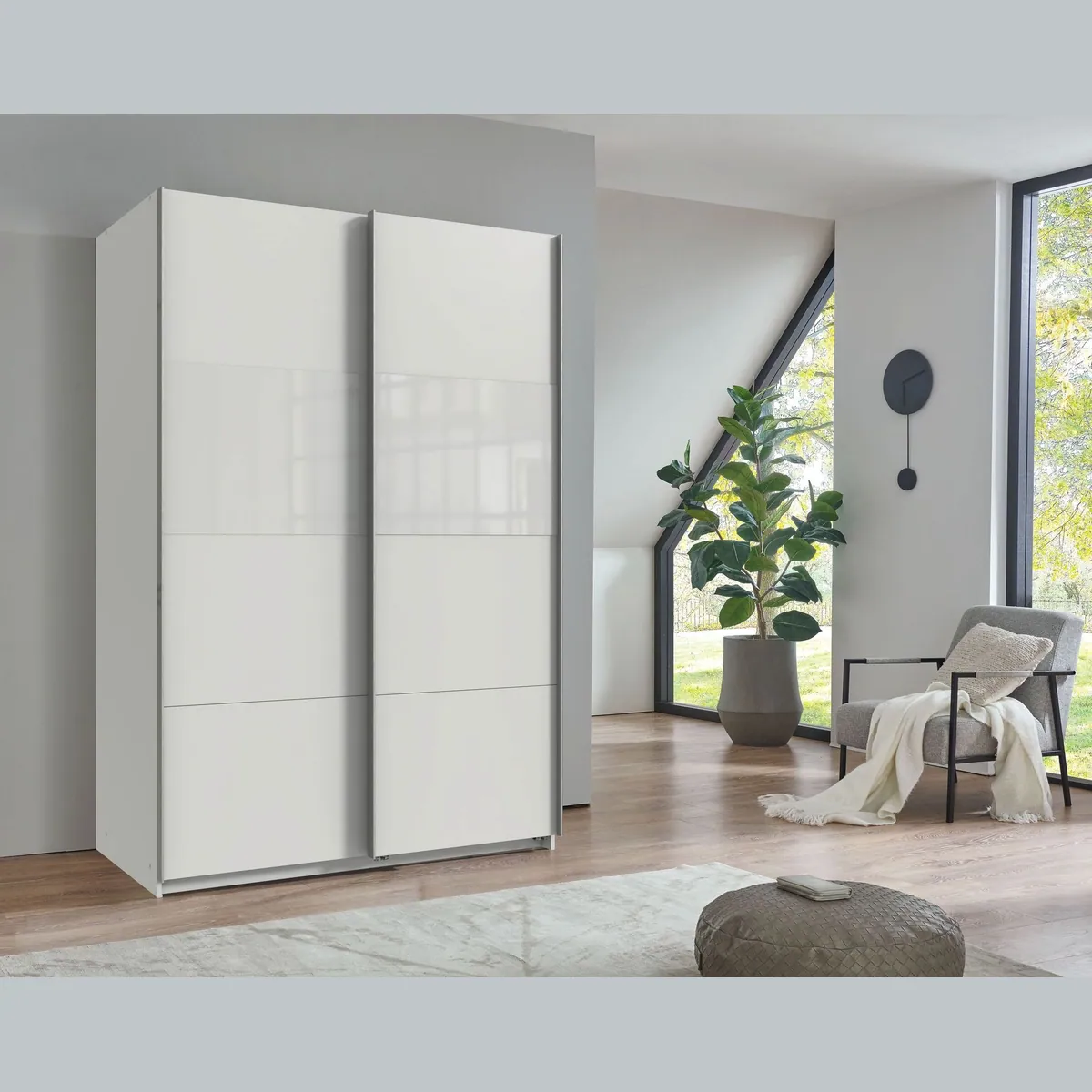 Wimex Schwebetürenschrank Bramfeld, geradliniges Design, hochwertige Glaselemente, individuelle Einlegeböden