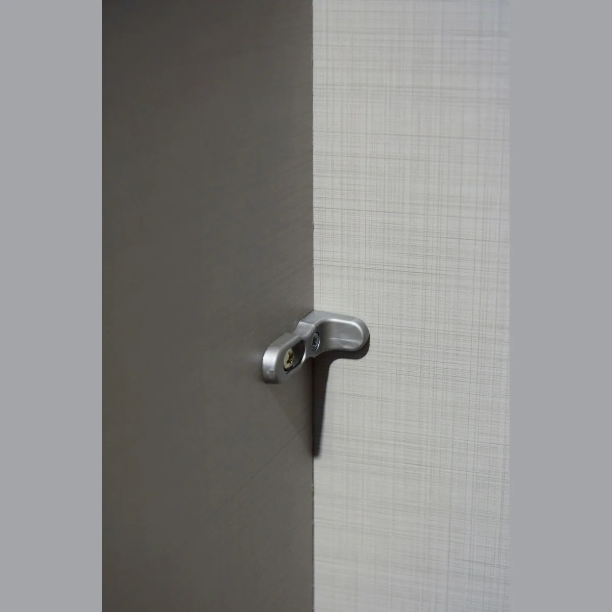 Wimex Schwebetürenschrank Ernie, elegantes Design mit Spiegel — vielseitige Größen, pflegeleichte Oberflächen, moderne Holzoptik 4