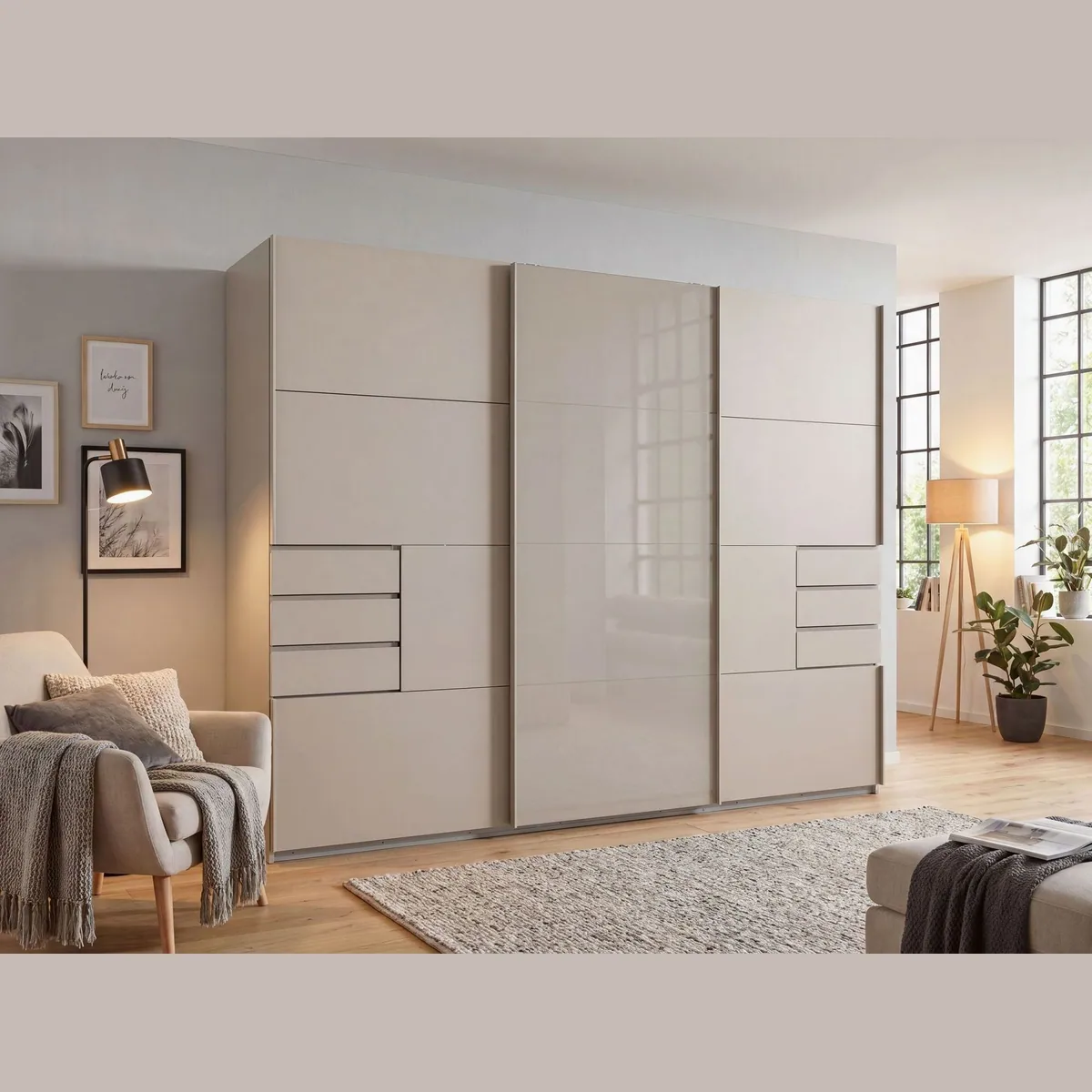 Wimex Schwebetürenschrank Saigon, moderne Glaselemente, 3 Türen, 270 cm breit 2