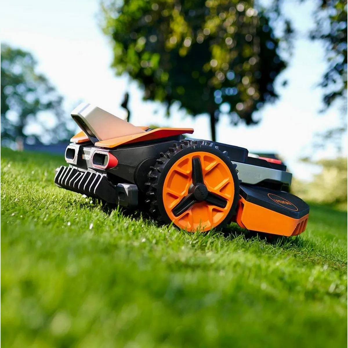 Worx Landroid Vision L1300 Mähroboter, intelligente Hindernisvermeidung, für Rasenflächen bis 1300 m² 5