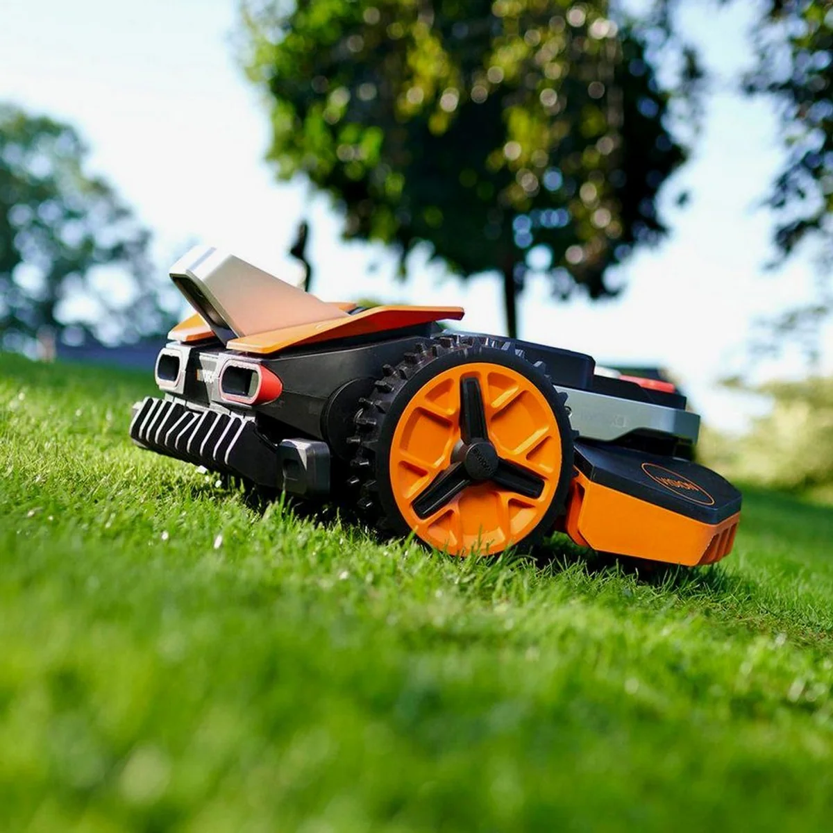 Worx Landroid Vision L1600 Mähroboter, bis 1600 m² Rasenfläche, intelligente Hindernisvermeidung 3
