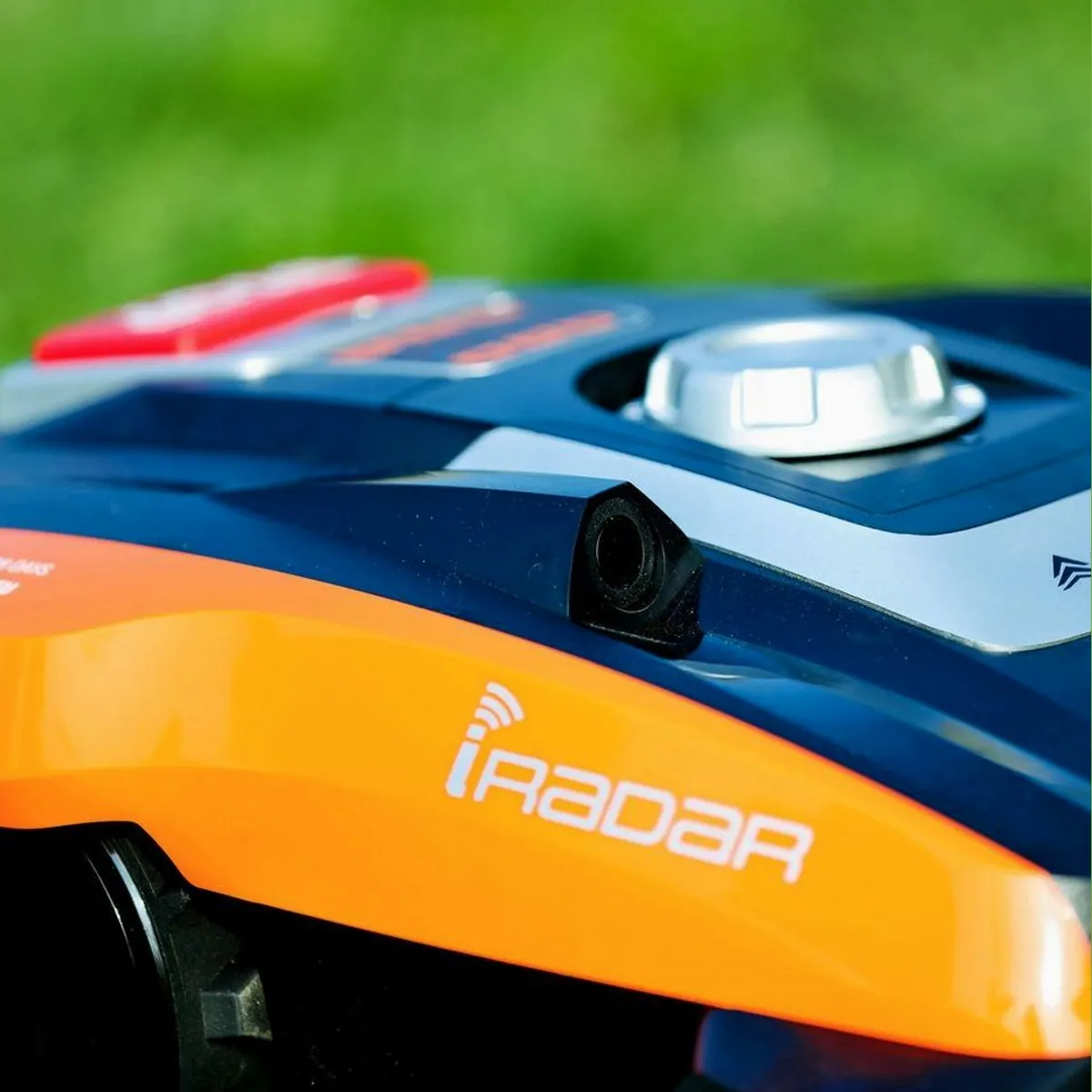 Yardforce COMPACT 400RiS Rasenmähroboter, für Flächen bis 400 m², intelligente Navigationssysteme 4