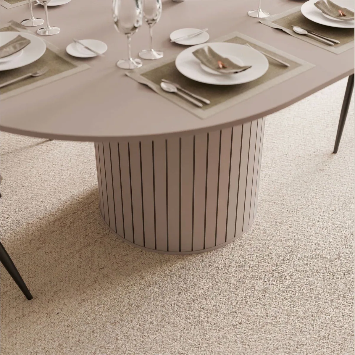 yourhouse24 Esstisch LINNEA, Ausziehbar Ø120-160cm, Elegantes Design in Kaschmir & Schwarz 4